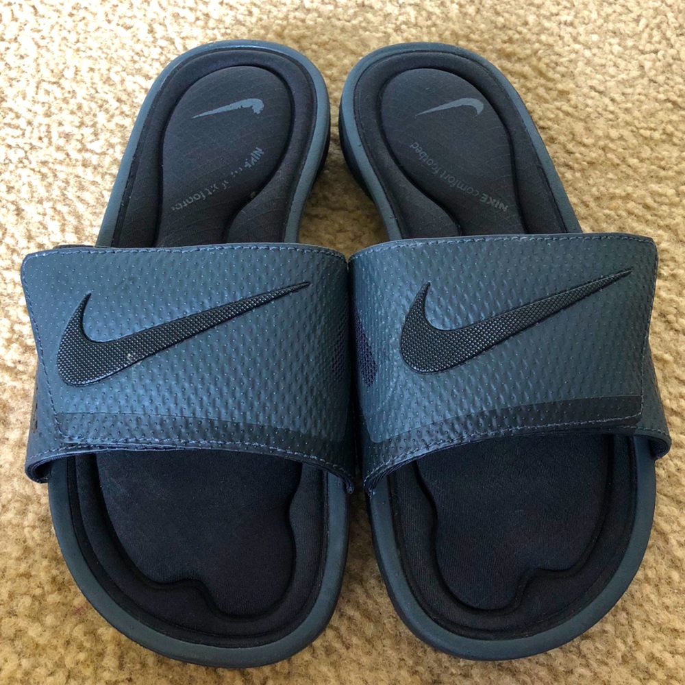 NIKE Comfort Solarsoft Slide/ Men’s 7
